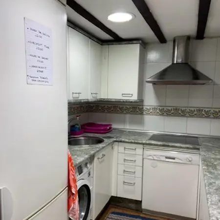 Piso Acogedor En El Centro De *